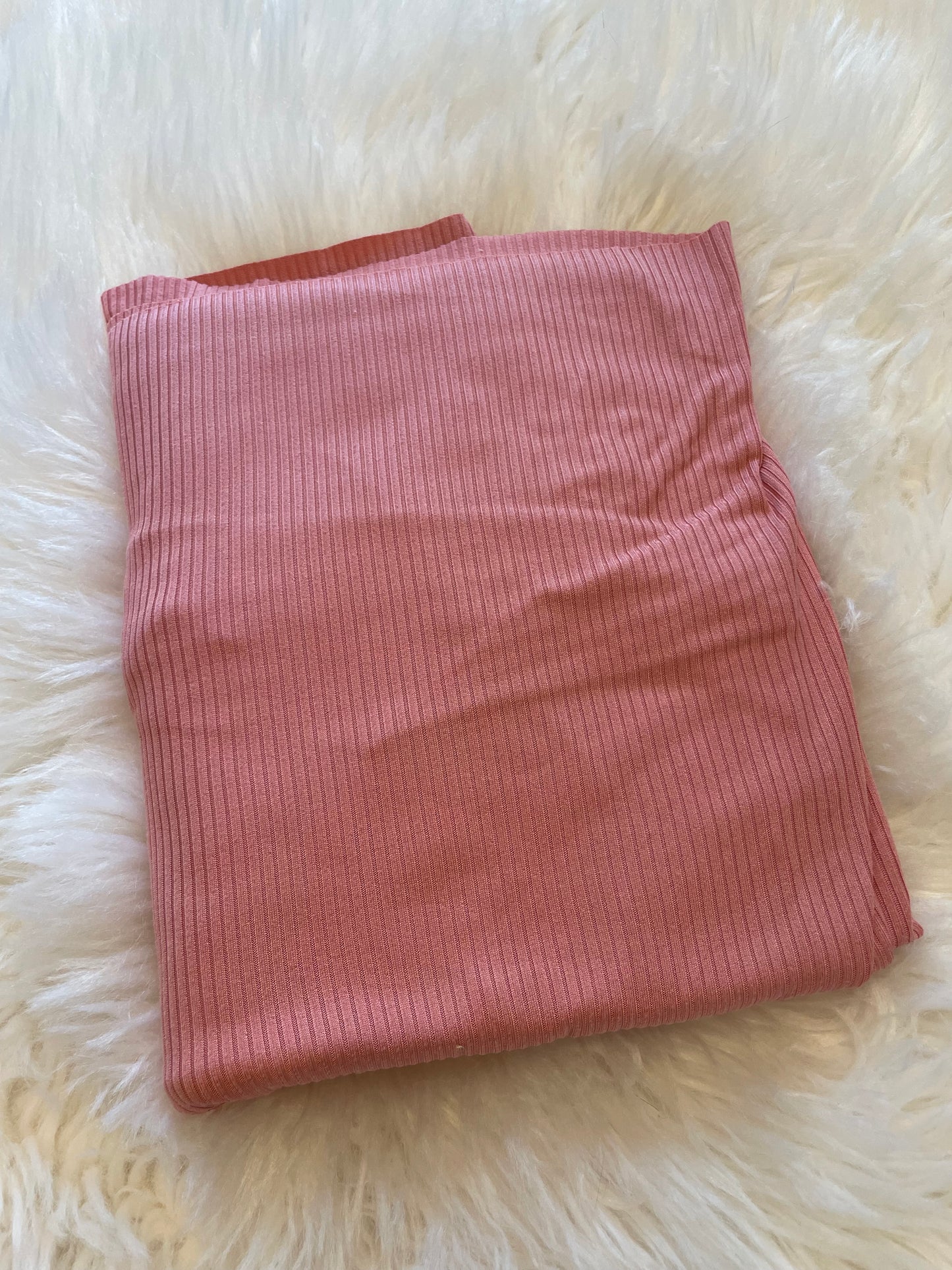 Mauve ribbed