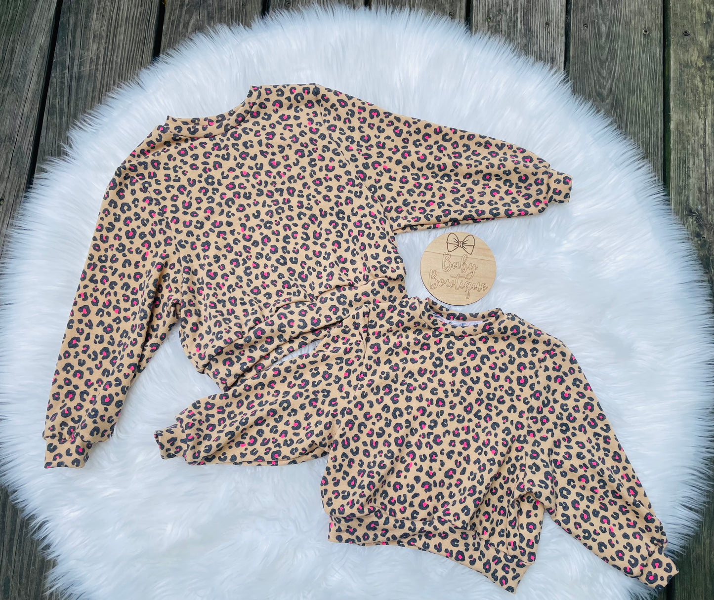 Crew neck sweater