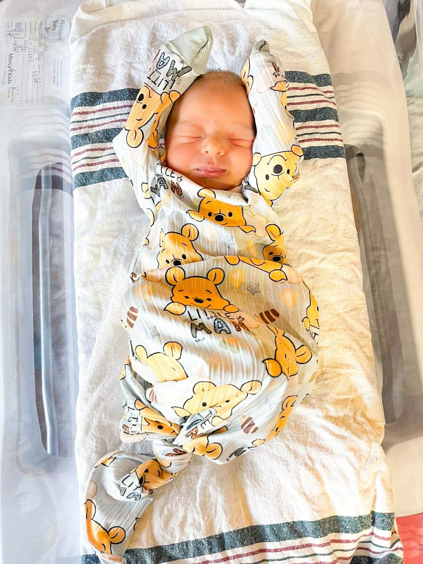 Oak baby gown